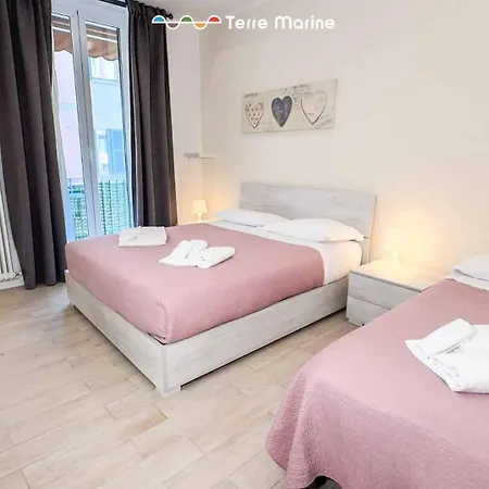 Myro's House, Terre Marine Apartament